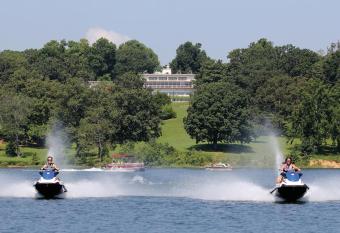 Kenlake State Resort Park has Balcony rooms