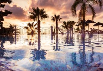 Residence Porto Ulisse has Balcony rooms