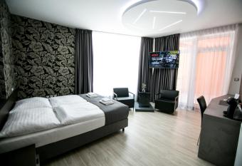 Hotel U Kostela has Balcony rooms