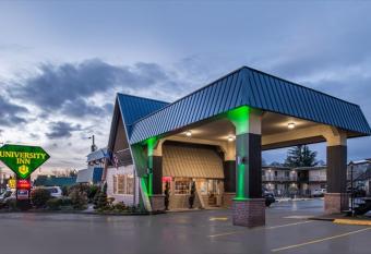University Inn and Suites Eugene allows 18 year olds to book a room