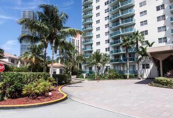 Ocean Reserve Piso 4 STR264 has Balcony rooms