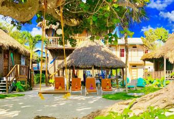 Hotel Del Rio has Balcony rooms