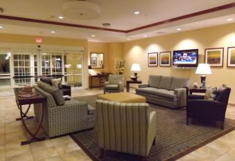 Candlewood Suites Fredericksburg By IHG has Smoking rooms