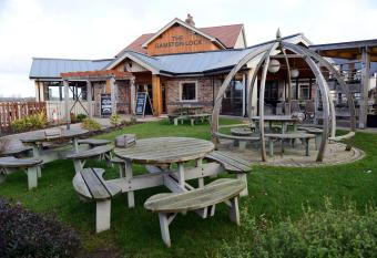 Gamston Lock, Nottingham by Marston s Inns allows 18 year olds to book a room