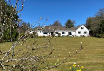Coire Glas Guest House allows 18 year olds to book a room