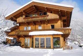 Apartment Aschaber has Balcony rooms