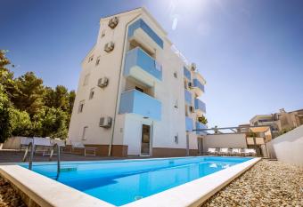 Villa Stipe has Balcony rooms