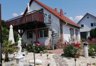 Haus Melzer has Balcony rooms