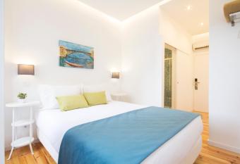 MyStay Porto Centro allows 18 year olds to book a room