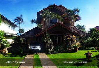 Villa Dedaun has Balcony rooms