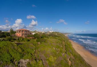 The Tuscany Guesthouse has Balcony rooms