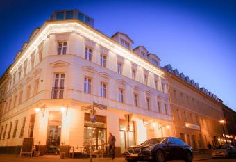 Hotel Bett und Buch allows 18 year olds to book a room