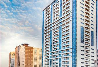 Golden Sands Hotel & Residences allows 18 year olds to book a room