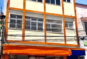 Hotel Fortaleza III Manaus allows 18 year olds to book a room