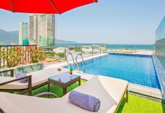 Haka Boutique Hotel has Balcony rooms