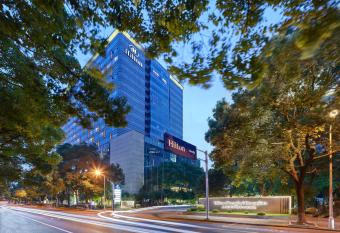 Hilton Shanghai Hongqiao allows 18 year olds to book a room