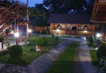 Casa Floare de Colt has Balcony rooms