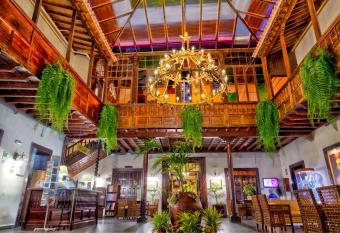 Hotel Marquesa has Balcony rooms