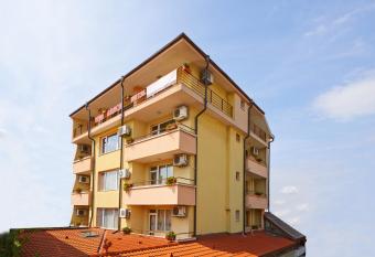 Viva Beach Hotel has Balcony rooms