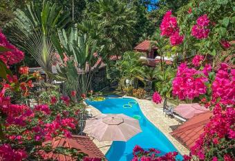 The Scarlet Villas allows 18 year olds to book a room