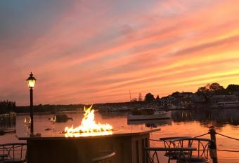 Boothbay Harbor Inn has Balcony rooms