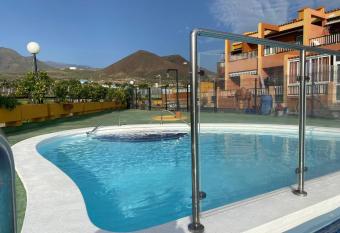 Simon beach house Los Cristianos has Balcony rooms