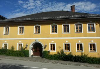 Privatzimmer Dimitrova has Balcony rooms