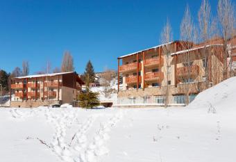 R  sidence N  m  a Les Chalets Du Belv  d  re allows 18 year olds to book a room