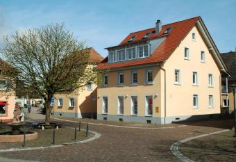 Apartments Sunny Place allows 18 year olds to book a room