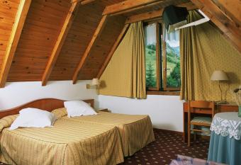 Hotel Edelweiss has Balcony rooms