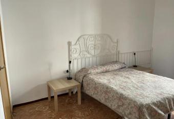 Fonda Joan has Balcony rooms