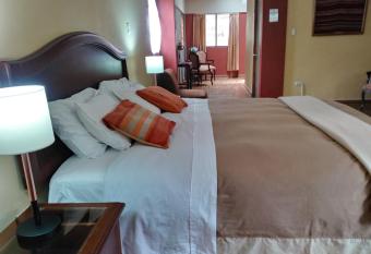 Hotel Pisonay Pueblo has rooms with a private hot tub