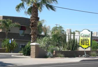 Grand Hotel allows 18 year olds to book a room