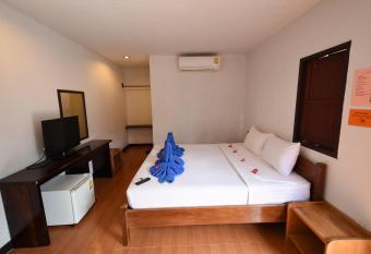 Phi Phi Twin Palms Bungalow has Balcony rooms