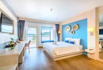 Namaka Resort Kamala allows 18 year olds to book a room