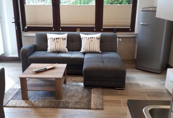 Ferienwohnung Leonora has Balcony rooms