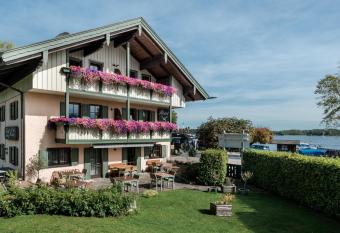 Hotel Garni M  we am See has Balcony rooms