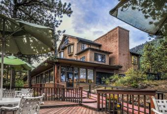 The Historic Crag's Lodge allows 18 year olds to book a room