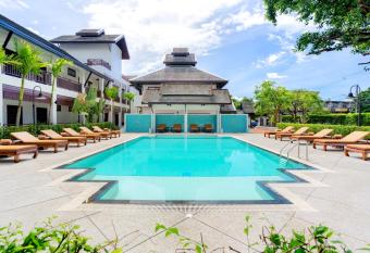 Rimping Village has Smoking rooms