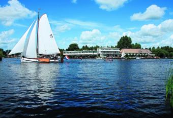 Hotel Princenhof has Balcony rooms