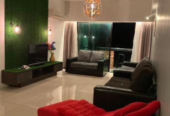 Service Suites Ipoh @ Kinta Riverfront has Balcony rooms