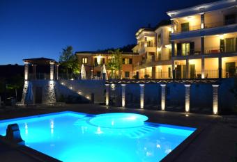 Incantea Resort has Balcony rooms