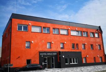 Wels Inn Hotel allows 18 year olds to book a room