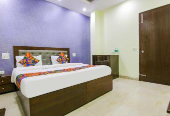 FabExpress Kohinoor City allows 18 year olds to book a room