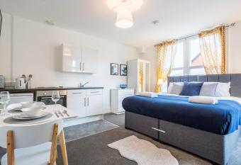 West Street Studios allows 18 year olds to book a room