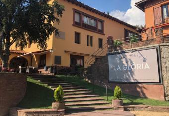 Hostal de la Gloria has Balcony rooms