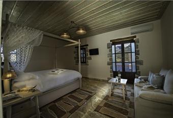 Limeni Village has Balcony rooms