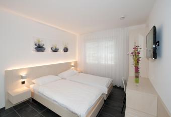 Hotel Morobbia has Balcony rooms