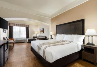 La Quinta Inn & Suites by Wyndham St. George allows 18 year olds to book a room