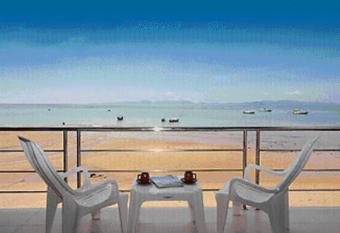 Koh Kwang Seaview has Balcony rooms